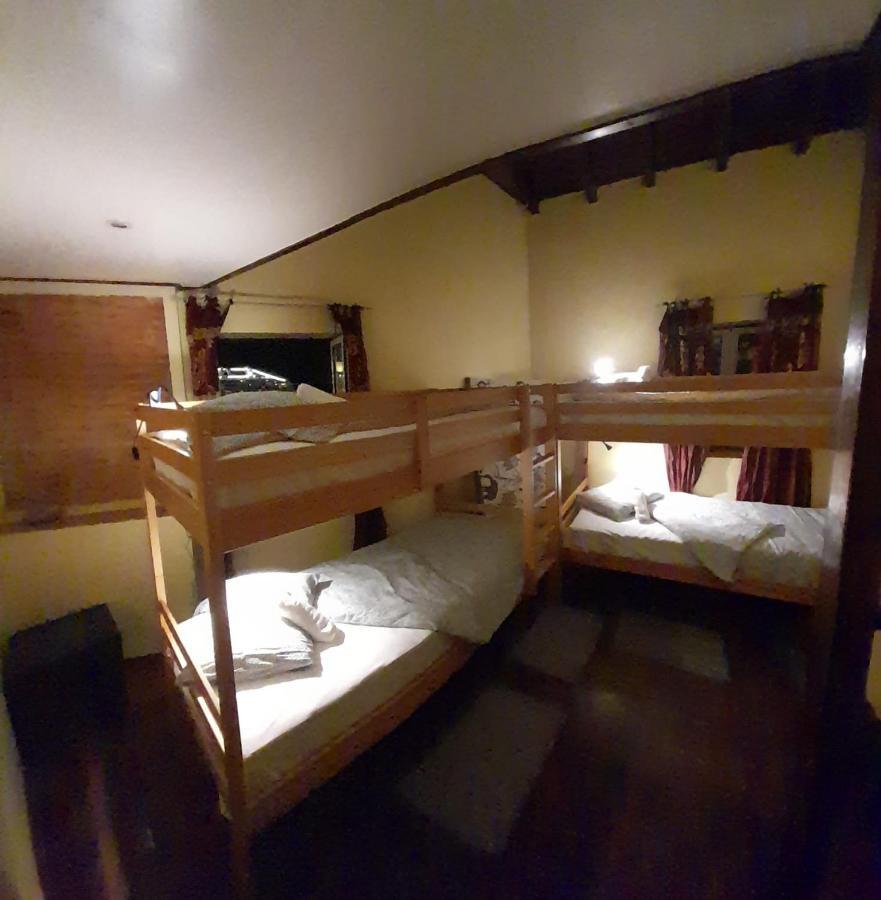 Pequeno Hostel Lissabon Buitenkant foto